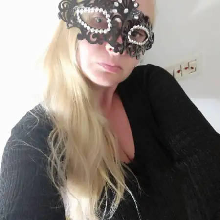 julia, 43Україна 