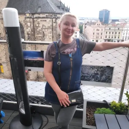 julia, 43Україна