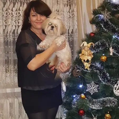 Viki, 53Україна