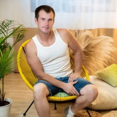 Andrii, 39Україна 
