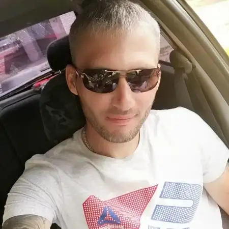 Aleksey, 42Україна 