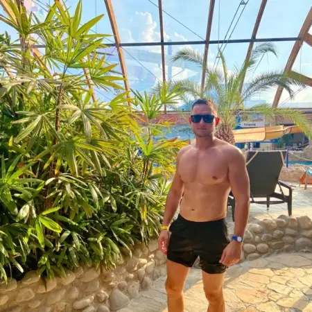 Roman, 34Україна 