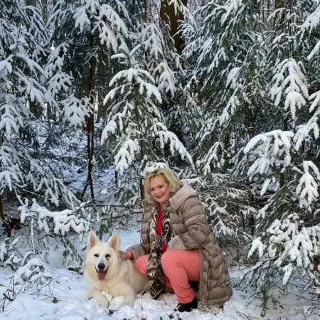 Emiliia, 51Україна