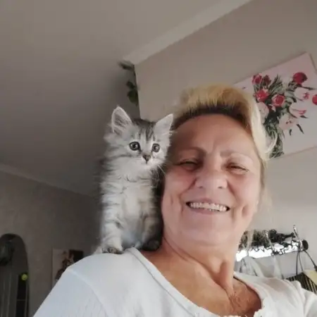 Eva, 68Німеччина 