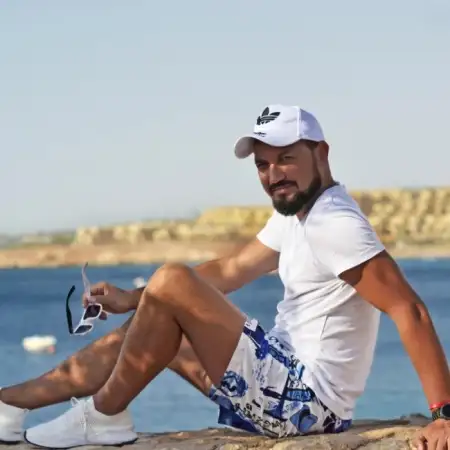 Andrey, 46Україна