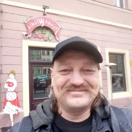 Dzmitry, 52Україна 