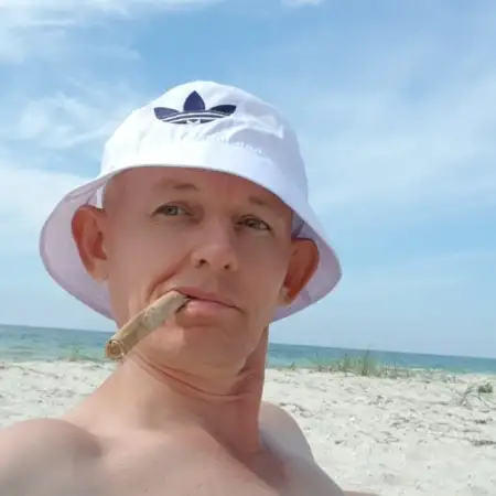 Oleksii, 40Україна 