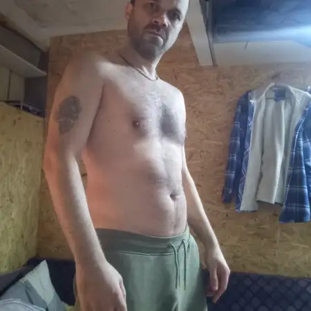Oleksandr, 48Румунія 