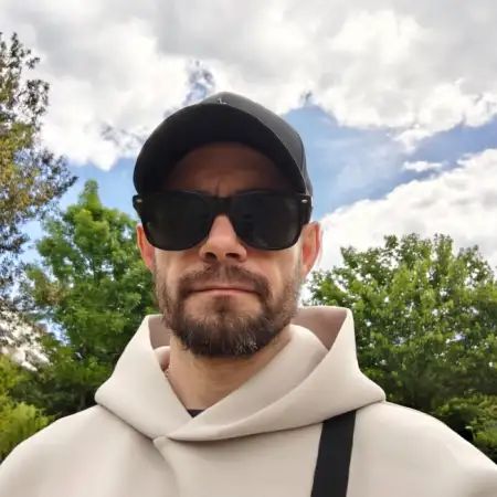 Evgeniy, 42США 