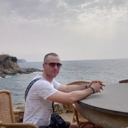 Vasyl, 44Великобританія 