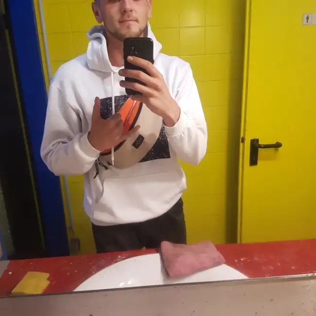 Andrey, 26, Україна - UA WUAMBA