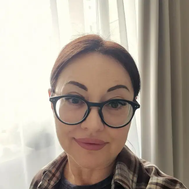 Elena · 51 ·           