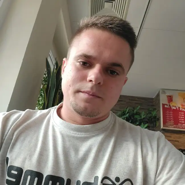 Vladyslav, 26, Україна - UA WUAMBA