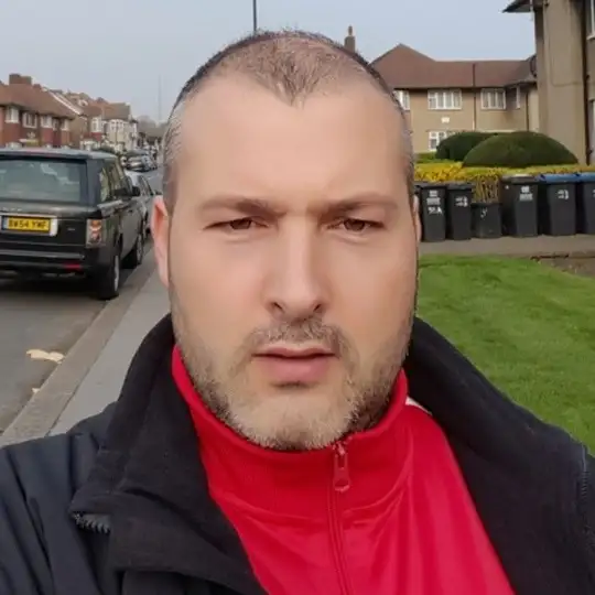 Dimi, 47, Великобританія - UA WUAMBA