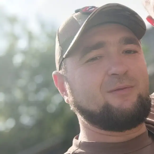 Denis, 34
