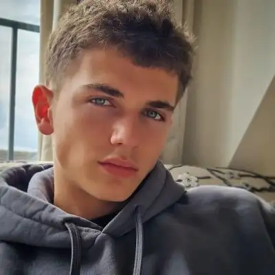 Din, 25, Україна - UA WUAMBA